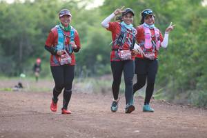 BIB: 075
                            <button type="button" onclick="openModal(5154637)" class="btn btn-primary btn-sm float-right btn-popup" data-toggle="modal" data-target=".modal-high-quality">
                        <i class="fas fa-shopping-cart"></i> Add to Cart
                    </button>
                                            <button type="button" onclick="isThisMe(5154637, true)" class="btn btn-success btn-sm float-right btn-popup btn-isme hidden" data-toggle="tooltip" data-placement="bottom" title="นี่คือรูปของคุณใช่ไหม คลิกที่นี่เพื่อเอาเข้าอัลบั้ม">
                        <i class="fas fa-plus"></i> Add to album
                    </button>
                    <button type="button" onclick="isThisMe(5154637, false)" class="btn btn-warning btn-sm float-right btn-popup btn-isnotme hidden">
                        <i class="fas fa-ban"></i> Remove from album
                    </button>