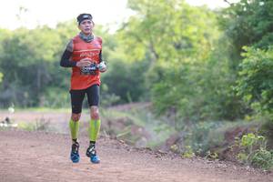BIB: 0948
                            <button type="button" onclick="openModal(5160554)" class="btn btn-primary btn-sm float-right btn-popup" data-toggle="modal" data-target=".modal-high-quality">
                        <i class="fas fa-shopping-cart"></i> Add to Cart
                    </button>
                                            <button type="button" onclick="isThisMe(5160554, true)" class="btn btn-success btn-sm float-right btn-popup btn-isme hidden" data-toggle="tooltip" data-placement="bottom" title="นี่คือรูปของคุณใช่ไหม คลิกที่นี่เพื่อเอาเข้าอัลบั้ม">
                        <i class="fas fa-plus"></i> Add to album
                    </button>
                    <button type="button" onclick="isThisMe(5160554, false)" class="btn btn-warning btn-sm float-right btn-popup btn-isnotme hidden">
                        <i class="fas fa-ban"></i> Remove from album
                    </button>