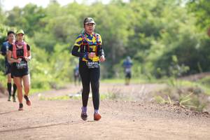 BIB: 1000, 0419
                            <button type="button" onclick="openModal(5220998)" class="btn btn-primary btn-sm float-right btn-popup" data-toggle="modal" data-target=".modal-high-quality">
                        <i class="fas fa-shopping-cart"></i> Add to Cart
                    </button>
                                            <button type="button" onclick="isThisMe(5220998, true)" class="btn btn-success btn-sm float-right btn-popup btn-isme hidden" data-toggle="tooltip" data-placement="bottom" title="นี่คือรูปของคุณใช่ไหม คลิกที่นี่เพื่อเอาเข้าอัลบั้ม">
                        <i class="fas fa-plus"></i> Add to album
                    </button>
                    <button type="button" onclick="isThisMe(5220998, false)" class="btn btn-warning btn-sm float-right btn-popup btn-isnotme hidden">
                        <i class="fas fa-ban"></i> Remove from album
                    </button>