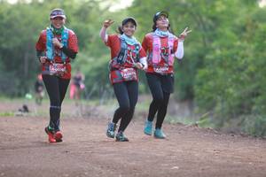 BIB: 0078, 0074, 075
                            <button type="button" onclick="openModal(5154620)" class="btn btn-primary btn-sm float-right btn-popup" data-toggle="modal" data-target=".modal-high-quality">
                        <i class="fas fa-shopping-cart"></i> Add to Cart
                    </button>
                                            <button type="button" onclick="isThisMe(5154620, true)" class="btn btn-success btn-sm float-right btn-popup btn-isme hidden" data-toggle="tooltip" data-placement="bottom" title="นี่คือรูปของคุณใช่ไหม คลิกที่นี่เพื่อเอาเข้าอัลบั้ม">
                        <i class="fas fa-plus"></i> Add to album
                    </button>
                    <button type="button" onclick="isThisMe(5154620, false)" class="btn btn-warning btn-sm float-right btn-popup btn-isnotme hidden">
                        <i class="fas fa-ban"></i> Remove from album
                    </button>