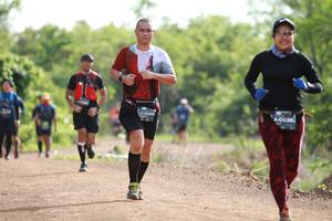 BIB: 0555, 0038
                            <button type="button" onclick="openModal(5221047)" class="btn btn-primary btn-sm float-right btn-popup" data-toggle="modal" data-target=".modal-high-quality">
                        <i class="fas fa-shopping-cart"></i> Add to Cart
                    </button>
                                            <button type="button" onclick="isThisMe(5221047, true)" class="btn btn-success btn-sm float-right btn-popup btn-isme hidden" data-toggle="tooltip" data-placement="bottom" title="นี่คือรูปของคุณใช่ไหม คลิกที่นี่เพื่อเอาเข้าอัลบั้ม">
                        <i class="fas fa-plus"></i> Add to album
                    </button>
                    <button type="button" onclick="isThisMe(5221047, false)" class="btn btn-warning btn-sm float-right btn-popup btn-isnotme hidden">
                        <i class="fas fa-ban"></i> Remove from album
                    </button>