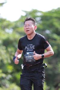 BIB: 087
                            <button type="button" onclick="openModal(5236761)" class="btn btn-primary btn-sm float-right btn-popup" data-toggle="modal" data-target=".modal-high-quality">
                        <i class="fas fa-shopping-cart"></i> Add to Cart
                    </button>
                                            <button type="button" onclick="isThisMe(5236761, true)" class="btn btn-success btn-sm float-right btn-popup btn-isme hidden" data-toggle="tooltip" data-placement="bottom" title="นี่คือรูปของคุณใช่ไหม คลิกที่นี่เพื่อเอาเข้าอัลบั้ม">
                        <i class="fas fa-plus"></i> Add to album
                    </button>
                    <button type="button" onclick="isThisMe(5236761, false)" class="btn btn-warning btn-sm float-right btn-popup btn-isnotme hidden">
                        <i class="fas fa-ban"></i> Remove from album
                    </button>