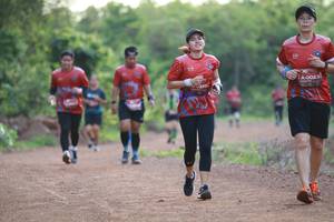 BIB: 0023, 295
                            <button type="button" onclick="openModal(5151799)" class="btn btn-primary btn-sm float-right btn-popup" data-toggle="modal" data-target=".modal-high-quality">
                        <i class="fas fa-shopping-cart"></i> Add to Cart
                    </button>
                                            <button type="button" onclick="isThisMe(5151799, true)" class="btn btn-success btn-sm float-right btn-popup btn-isme hidden" data-toggle="tooltip" data-placement="bottom" title="นี่คือรูปของคุณใช่ไหม คลิกที่นี่เพื่อเอาเข้าอัลบั้ม">
                        <i class="fas fa-plus"></i> Add to album
                    </button>
                    <button type="button" onclick="isThisMe(5151799, false)" class="btn btn-warning btn-sm float-right btn-popup btn-isnotme hidden">
                        <i class="fas fa-ban"></i> Remove from album
                    </button>