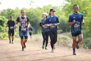 BIB: 0864, 0865, 049, 0022
                            <button type="button" onclick="openModal(5202685)" class="btn btn-primary btn-sm float-right btn-popup" data-toggle="modal" data-target=".modal-high-quality">
                        <i class="fas fa-shopping-cart"></i> Add to Cart
                    </button>
                                            <button type="button" onclick="isThisMe(5202685, true)" class="btn btn-success btn-sm float-right btn-popup btn-isme hidden" data-toggle="tooltip" data-placement="bottom" title="นี่คือรูปของคุณใช่ไหม คลิกที่นี่เพื่อเอาเข้าอัลบั้ม">
                        <i class="fas fa-plus"></i> Add to album
                    </button>
                    <button type="button" onclick="isThisMe(5202685, false)" class="btn btn-warning btn-sm float-right btn-popup btn-isnotme hidden">
                        <i class="fas fa-ban"></i> Remove from album
                    </button>