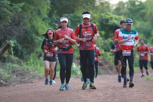 BIB: 0388, 092, 0450
                            <button type="button" onclick="openModal(5115152)" class="btn btn-primary btn-sm float-right btn-popup" data-toggle="modal" data-target=".modal-high-quality">
                        <i class="fas fa-shopping-cart"></i> Add to Cart
                    </button>
                                            <button type="button" onclick="isThisMe(5115152, true)" class="btn btn-success btn-sm float-right btn-popup btn-isme hidden" data-toggle="tooltip" data-placement="bottom" title="นี่คือรูปของคุณใช่ไหม คลิกที่นี่เพื่อเอาเข้าอัลบั้ม">
                        <i class="fas fa-plus"></i> Add to album
                    </button>
                    <button type="button" onclick="isThisMe(5115152, false)" class="btn btn-warning btn-sm float-right btn-popup btn-isnotme hidden">
                        <i class="fas fa-ban"></i> Remove from album
                    </button>