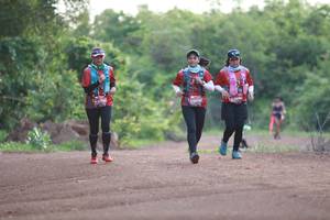 BIB: 007
                            <button type="button" onclick="openModal(5154585)" class="btn btn-primary btn-sm float-right btn-popup" data-toggle="modal" data-target=".modal-high-quality">
                        <i class="fas fa-shopping-cart"></i> Add to Cart
                    </button>
                                            <button type="button" onclick="isThisMe(5154585, true)" class="btn btn-success btn-sm float-right btn-popup btn-isme hidden" data-toggle="tooltip" data-placement="bottom" title="นี่คือรูปของคุณใช่ไหม คลิกที่นี่เพื่อเอาเข้าอัลบั้ม">
                        <i class="fas fa-plus"></i> Add to album
                    </button>
                    <button type="button" onclick="isThisMe(5154585, false)" class="btn btn-warning btn-sm float-right btn-popup btn-isnotme hidden">
                        <i class="fas fa-ban"></i> Remove from album
                    </button>