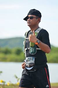 BIB: 0935
                            <button type="button" onclick="openModal(5227681)" class="btn btn-primary btn-sm float-right btn-popup" data-toggle="modal" data-target=".modal-high-quality">
                        <i class="fas fa-shopping-cart"></i> Add to Cart
                    </button>
                                            <button type="button" onclick="isThisMe(5227681, true)" class="btn btn-success btn-sm float-right btn-popup btn-isme hidden" data-toggle="tooltip" data-placement="bottom" title="นี่คือรูปของคุณใช่ไหม คลิกที่นี่เพื่อเอาเข้าอัลบั้ม">
                        <i class="fas fa-plus"></i> Add to album
                    </button>
                    <button type="button" onclick="isThisMe(5227681, false)" class="btn btn-warning btn-sm float-right btn-popup btn-isnotme hidden">
                        <i class="fas fa-ban"></i> Remove from album
                    </button>