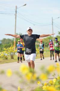 BIB: 0295
                            <button type="button" onclick="openModal(5231138)" class="btn btn-primary btn-sm float-right btn-popup" data-toggle="modal" data-target=".modal-high-quality">
                        <i class="fas fa-shopping-cart"></i> Add to Cart
                    </button>
                                            <button type="button" onclick="isThisMe(5231138, true)" class="btn btn-success btn-sm float-right btn-popup btn-isme hidden" data-toggle="tooltip" data-placement="bottom" title="นี่คือรูปของคุณใช่ไหม คลิกที่นี่เพื่อเอาเข้าอัลบั้ม">
                        <i class="fas fa-plus"></i> Add to album
                    </button>
                    <button type="button" onclick="isThisMe(5231138, false)" class="btn btn-warning btn-sm float-right btn-popup btn-isnotme hidden">
                        <i class="fas fa-ban"></i> Remove from album
                    </button>