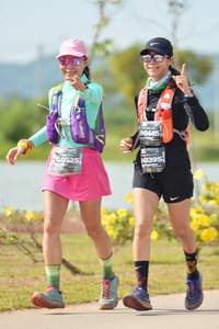 BIB: 445, 0525, 0395
                            <button type="button" onclick="openModal(5240876)" class="btn btn-primary btn-sm float-right btn-popup" data-toggle="modal" data-target=".modal-high-quality">
                        <i class="fas fa-shopping-cart"></i> Add to Cart
                    </button>
                                            <button type="button" onclick="isThisMe(5240876, true)" class="btn btn-success btn-sm float-right btn-popup btn-isme hidden" data-toggle="tooltip" data-placement="bottom" title="นี่คือรูปของคุณใช่ไหม คลิกที่นี่เพื่อเอาเข้าอัลบั้ม">
                        <i class="fas fa-plus"></i> Add to album
                    </button>
                    <button type="button" onclick="isThisMe(5240876, false)" class="btn btn-warning btn-sm float-right btn-popup btn-isnotme hidden">
                        <i class="fas fa-ban"></i> Remove from album
                    </button>