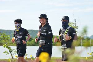 BIB: 0820, 0819, 
                            <button type="button" onclick="openModal(5216653)" class="btn btn-primary btn-sm float-right btn-popup" data-toggle="modal" data-target=".modal-high-quality">
                        <i class="fas fa-shopping-cart"></i> Add to Cart
                    </button>
                                            <button type="button" onclick="isThisMe(5216653, true)" class="btn btn-success btn-sm float-right btn-popup btn-isme hidden" data-toggle="tooltip" data-placement="bottom" title="นี่คือรูปของคุณใช่ไหม คลิกที่นี่เพื่อเอาเข้าอัลบั้ม">
                        <i class="fas fa-plus"></i> Add to album
                    </button>
                    <button type="button" onclick="isThisMe(5216653, false)" class="btn btn-warning btn-sm float-right btn-popup btn-isnotme hidden">
                        <i class="fas fa-ban"></i> Remove from album
                    </button>