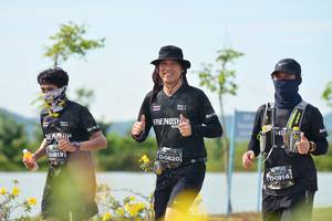 BIB: 0819, 0820, 0914, 
                            <button type="button" onclick="openModal(5216592)" class="btn btn-primary btn-sm float-right btn-popup" data-toggle="modal" data-target=".modal-high-quality">
                        <i class="fas fa-shopping-cart"></i> Add to Cart
                    </button>
                                            <button type="button" onclick="isThisMe(5216592, true)" class="btn btn-success btn-sm float-right btn-popup btn-isme hidden" data-toggle="tooltip" data-placement="bottom" title="นี่คือรูปของคุณใช่ไหม คลิกที่นี่เพื่อเอาเข้าอัลบั้ม">
                        <i class="fas fa-plus"></i> Add to album
                    </button>
                    <button type="button" onclick="isThisMe(5216592, false)" class="btn btn-warning btn-sm float-right btn-popup btn-isnotme hidden">
                        <i class="fas fa-ban"></i> Remove from album
                    </button>