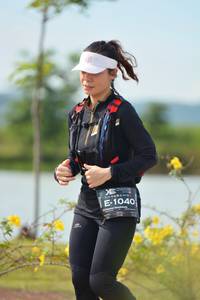 BIB: 1040
                            <button type="button" onclick="openModal(5227590)" class="btn btn-primary btn-sm float-right btn-popup" data-toggle="modal" data-target=".modal-high-quality">
                        <i class="fas fa-shopping-cart"></i> Add to Cart
                    </button>
                                            <button type="button" onclick="isThisMe(5227590, true)" class="btn btn-success btn-sm float-right btn-popup btn-isme hidden" data-toggle="tooltip" data-placement="bottom" title="นี่คือรูปของคุณใช่ไหม คลิกที่นี่เพื่อเอาเข้าอัลบั้ม">
                        <i class="fas fa-plus"></i> Add to album
                    </button>
                    <button type="button" onclick="isThisMe(5227590, false)" class="btn btn-warning btn-sm float-right btn-popup btn-isnotme hidden">
                        <i class="fas fa-ban"></i> Remove from album
                    </button>