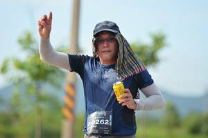 BIB: 0262
                            <button type="button" onclick="openModal(5218400)" class="btn btn-primary btn-sm float-right btn-popup" data-toggle="modal" data-target=".modal-high-quality">
                        <i class="fas fa-shopping-cart"></i> Add to Cart
                    </button>
                                            <button type="button" onclick="isThisMe(5218400, true)" class="btn btn-success btn-sm float-right btn-popup btn-isme hidden" data-toggle="tooltip" data-placement="bottom" title="นี่คือรูปของคุณใช่ไหม คลิกที่นี่เพื่อเอาเข้าอัลบั้ม">
                        <i class="fas fa-plus"></i> Add to album
                    </button>
                    <button type="button" onclick="isThisMe(5218400, false)" class="btn btn-warning btn-sm float-right btn-popup btn-isnotme hidden">
                        <i class="fas fa-ban"></i> Remove from album
                    </button>