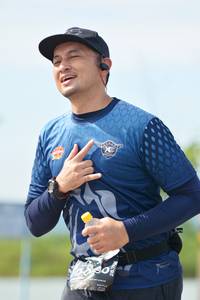 BIB: 
                            <button type="button" onclick="openModal(5240834)" class="btn btn-primary btn-sm float-right btn-popup" data-toggle="modal" data-target=".modal-high-quality">
                        <i class="fas fa-shopping-cart"></i> Add to Cart
                    </button>
                                            <button type="button" onclick="isThisMe(5240834, true)" class="btn btn-success btn-sm float-right btn-popup btn-isme hidden" data-toggle="tooltip" data-placement="bottom" title="นี่คือรูปของคุณใช่ไหม คลิกที่นี่เพื่อเอาเข้าอัลบั้ม">
                        <i class="fas fa-plus"></i> Add to album
                    </button>
                    <button type="button" onclick="isThisMe(5240834, false)" class="btn btn-warning btn-sm float-right btn-popup btn-isnotme hidden">
                        <i class="fas fa-ban"></i> Remove from album
                    </button>