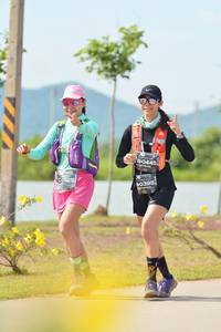 BIB: 0445, 9525, 0395
                            <button type="button" onclick="openModal(5240877)" class="btn btn-primary btn-sm float-right btn-popup" data-toggle="modal" data-target=".modal-high-quality">
                        <i class="fas fa-shopping-cart"></i> Add to Cart
                    </button>
                                            <button type="button" onclick="isThisMe(5240877, true)" class="btn btn-success btn-sm float-right btn-popup btn-isme hidden" data-toggle="tooltip" data-placement="bottom" title="นี่คือรูปของคุณใช่ไหม คลิกที่นี่เพื่อเอาเข้าอัลบั้ม">
                        <i class="fas fa-plus"></i> Add to album
                    </button>
                    <button type="button" onclick="isThisMe(5240877, false)" class="btn btn-warning btn-sm float-right btn-popup btn-isnotme hidden">
                        <i class="fas fa-ban"></i> Remove from album
                    </button>