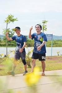 BIB: 642
                            <button type="button" onclick="openModal(5241443)" class="btn btn-primary btn-sm float-right btn-popup" data-toggle="modal" data-target=".modal-high-quality">
                        <i class="fas fa-shopping-cart"></i> Add to Cart
                    </button>
                                            <button type="button" onclick="isThisMe(5241443, true)" class="btn btn-success btn-sm float-right btn-popup btn-isme hidden" data-toggle="tooltip" data-placement="bottom" title="นี่คือรูปของคุณใช่ไหม คลิกที่นี่เพื่อเอาเข้าอัลบั้ม">
                        <i class="fas fa-plus"></i> Add to album
                    </button>
                    <button type="button" onclick="isThisMe(5241443, false)" class="btn btn-warning btn-sm float-right btn-popup btn-isnotme hidden">
                        <i class="fas fa-ban"></i> Remove from album
                    </button>