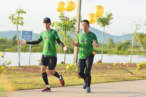 BIB: 215
                            <button type="button" onclick="openModal(5184134)" class="btn btn-primary btn-sm float-right btn-popup" data-toggle="modal" data-target=".modal-high-quality">
                        <i class="fas fa-shopping-cart"></i> Add to Cart
                    </button>
                                            <button type="button" onclick="isThisMe(5184134, true)" class="btn btn-success btn-sm float-right btn-popup btn-isme hidden" data-toggle="tooltip" data-placement="bottom" title="นี่คือรูปของคุณใช่ไหม คลิกที่นี่เพื่อเอาเข้าอัลบั้ม">
                        <i class="fas fa-plus"></i> Add to album
                    </button>
                    <button type="button" onclick="isThisMe(5184134, false)" class="btn btn-warning btn-sm float-right btn-popup btn-isnotme hidden">
                        <i class="fas fa-ban"></i> Remove from album
                    </button>