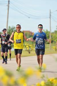 BIB: 568, 569
                            <button type="button" onclick="openModal(5213146)" class="btn btn-primary btn-sm float-right btn-popup" data-toggle="modal" data-target=".modal-high-quality">
                        <i class="fas fa-shopping-cart"></i> Add to Cart
                    </button>
                                            <button type="button" onclick="isThisMe(5213146, true)" class="btn btn-success btn-sm float-right btn-popup btn-isme hidden" data-toggle="tooltip" data-placement="bottom" title="นี่คือรูปของคุณใช่ไหม คลิกที่นี่เพื่อเอาเข้าอัลบั้ม">
                        <i class="fas fa-plus"></i> Add to album
                    </button>
                    <button type="button" onclick="isThisMe(5213146, false)" class="btn btn-warning btn-sm float-right btn-popup btn-isnotme hidden">
                        <i class="fas fa-ban"></i> Remove from album
                    </button>