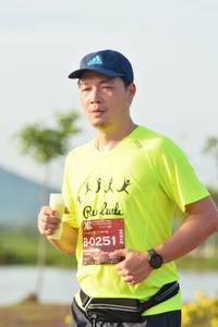 BIB: 0251
                            <button type="button" onclick="openModal(5144195)" class="btn btn-primary btn-sm float-right btn-popup" data-toggle="modal" data-target=".modal-high-quality">
                        <i class="fas fa-shopping-cart"></i> Add to Cart
                    </button>
                                            <button type="button" onclick="isThisMe(5144195, true)" class="btn btn-success btn-sm float-right btn-popup btn-isme hidden" data-toggle="tooltip" data-placement="bottom" title="นี่คือรูปของคุณใช่ไหม คลิกที่นี่เพื่อเอาเข้าอัลบั้ม">
                        <i class="fas fa-plus"></i> Add to album
                    </button>
                    <button type="button" onclick="isThisMe(5144195, false)" class="btn btn-warning btn-sm float-right btn-popup btn-isnotme hidden">
                        <i class="fas fa-ban"></i> Remove from album
                    </button>