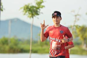 BIB: 0215
                            <button type="button" onclick="openModal(5211251)" class="btn btn-primary btn-sm float-right btn-popup" data-toggle="modal" data-target=".modal-high-quality">
                        <i class="fas fa-shopping-cart"></i> Add to Cart
                    </button>
                                            <button type="button" onclick="isThisMe(5211251, true)" class="btn btn-success btn-sm float-right btn-popup btn-isme hidden" data-toggle="tooltip" data-placement="bottom" title="นี่คือรูปของคุณใช่ไหม คลิกที่นี่เพื่อเอาเข้าอัลบั้ม">
                        <i class="fas fa-plus"></i> Add to album
                    </button>
                    <button type="button" onclick="isThisMe(5211251, false)" class="btn btn-warning btn-sm float-right btn-popup btn-isnotme hidden">
                        <i class="fas fa-ban"></i> Remove from album
                    </button>