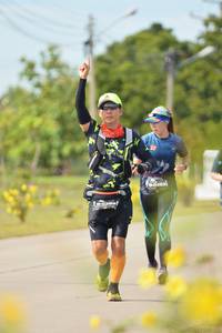 BIB: 483
                            <button type="button" onclick="openModal(5210684)" class="btn btn-primary btn-sm float-right btn-popup" data-toggle="modal" data-target=".modal-high-quality">
                        <i class="fas fa-shopping-cart"></i> Add to Cart
                    </button>
                                            <button type="button" onclick="isThisMe(5210684, true)" class="btn btn-success btn-sm float-right btn-popup btn-isme hidden" data-toggle="tooltip" data-placement="bottom" title="นี่คือรูปของคุณใช่ไหม คลิกที่นี่เพื่อเอาเข้าอัลบั้ม">
                        <i class="fas fa-plus"></i> Add to album
                    </button>
                    <button type="button" onclick="isThisMe(5210684, false)" class="btn btn-warning btn-sm float-right btn-popup btn-isnotme hidden">
                        <i class="fas fa-ban"></i> Remove from album
                    </button>