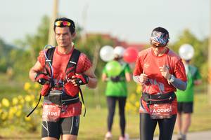 BIB: 096, 0196
                            <button type="button" onclick="openModal(5173990)" class="btn btn-primary btn-sm float-right btn-popup" data-toggle="modal" data-target=".modal-high-quality">
                        <i class="fas fa-shopping-cart"></i> Add to Cart
                    </button>
                                            <button type="button" onclick="isThisMe(5173990, true)" class="btn btn-success btn-sm float-right btn-popup btn-isme hidden" data-toggle="tooltip" data-placement="bottom" title="นี่คือรูปของคุณใช่ไหม คลิกที่นี่เพื่อเอาเข้าอัลบั้ม">
                        <i class="fas fa-plus"></i> Add to album
                    </button>
                    <button type="button" onclick="isThisMe(5173990, false)" class="btn btn-warning btn-sm float-right btn-popup btn-isnotme hidden">
                        <i class="fas fa-ban"></i> Remove from album
                    </button>