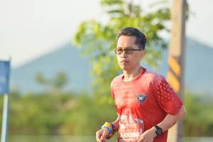 BIB: 089
                            <button type="button" onclick="openModal(5166026)" class="btn btn-primary btn-sm float-right btn-popup" data-toggle="modal" data-target=".modal-high-quality">
                        <i class="fas fa-shopping-cart"></i> Add to Cart
                    </button>
                                            <button type="button" onclick="isThisMe(5166026, true)" class="btn btn-success btn-sm float-right btn-popup btn-isme hidden" data-toggle="tooltip" data-placement="bottom" title="นี่คือรูปของคุณใช่ไหม คลิกที่นี่เพื่อเอาเข้าอัลบั้ม">
                        <i class="fas fa-plus"></i> Add to album
                    </button>
                    <button type="button" onclick="isThisMe(5166026, false)" class="btn btn-warning btn-sm float-right btn-popup btn-isnotme hidden">
                        <i class="fas fa-ban"></i> Remove from album
                    </button>