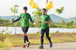 BIB: 213
                            <button type="button" onclick="openModal(5184156)" class="btn btn-primary btn-sm float-right btn-popup" data-toggle="modal" data-target=".modal-high-quality">
                        <i class="fas fa-shopping-cart"></i> Add to Cart
                    </button>
                                            <button type="button" onclick="isThisMe(5184156, true)" class="btn btn-success btn-sm float-right btn-popup btn-isme hidden" data-toggle="tooltip" data-placement="bottom" title="นี่คือรูปของคุณใช่ไหม คลิกที่นี่เพื่อเอาเข้าอัลบั้ม">
                        <i class="fas fa-plus"></i> Add to album
                    </button>
                    <button type="button" onclick="isThisMe(5184156, false)" class="btn btn-warning btn-sm float-right btn-popup btn-isnotme hidden">
                        <i class="fas fa-ban"></i> Remove from album
                    </button>