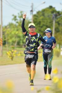 BIB: 483, 0352
                            <button type="button" onclick="openModal(5210687)" class="btn btn-primary btn-sm float-right btn-popup" data-toggle="modal" data-target=".modal-high-quality">
                        <i class="fas fa-shopping-cart"></i> Add to Cart
                    </button>
                                            <button type="button" onclick="isThisMe(5210687, true)" class="btn btn-success btn-sm float-right btn-popup btn-isme hidden" data-toggle="tooltip" data-placement="bottom" title="นี่คือรูปของคุณใช่ไหม คลิกที่นี่เพื่อเอาเข้าอัลบั้ม">
                        <i class="fas fa-plus"></i> Add to album
                    </button>
                    <button type="button" onclick="isThisMe(5210687, false)" class="btn btn-warning btn-sm float-right btn-popup btn-isnotme hidden">
                        <i class="fas fa-ban"></i> Remove from album
                    </button>