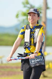 BIB: 0411
                            <button type="button" onclick="openModal(5210513)" class="btn btn-primary btn-sm float-right btn-popup" data-toggle="modal" data-target=".modal-high-quality">
                        <i class="fas fa-shopping-cart"></i> Add to Cart
                    </button>
                                            <button type="button" onclick="isThisMe(5210513, true)" class="btn btn-success btn-sm float-right btn-popup btn-isme hidden" data-toggle="tooltip" data-placement="bottom" title="นี่คือรูปของคุณใช่ไหม คลิกที่นี่เพื่อเอาเข้าอัลบั้ม">
                        <i class="fas fa-plus"></i> Add to album
                    </button>
                    <button type="button" onclick="isThisMe(5210513, false)" class="btn btn-warning btn-sm float-right btn-popup btn-isnotme hidden">
                        <i class="fas fa-ban"></i> Remove from album
                    </button>