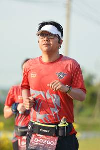 BIB: 0260, 
                            <button type="button" onclick="openModal(5143404)" class="btn btn-primary btn-sm float-right btn-popup" data-toggle="modal" data-target=".modal-high-quality">
                        <i class="fas fa-shopping-cart"></i> Add to Cart
                    </button>
                                            <button type="button" onclick="isThisMe(5143404, true)" class="btn btn-success btn-sm float-right btn-popup btn-isme hidden" data-toggle="tooltip" data-placement="bottom" title="นี่คือรูปของคุณใช่ไหม คลิกที่นี่เพื่อเอาเข้าอัลบั้ม">
                        <i class="fas fa-plus"></i> Add to album
                    </button>
                    <button type="button" onclick="isThisMe(5143404, false)" class="btn btn-warning btn-sm float-right btn-popup btn-isnotme hidden">
                        <i class="fas fa-ban"></i> Remove from album
                    </button>