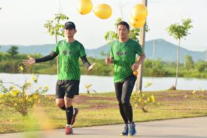 BIB: 
                            <button type="button" onclick="openModal(5184184)" class="btn btn-primary btn-sm float-right btn-popup" data-toggle="modal" data-target=".modal-high-quality">
                        <i class="fas fa-shopping-cart"></i> Add to Cart
                    </button>
                                            <button type="button" onclick="isThisMe(5184184, true)" class="btn btn-success btn-sm float-right btn-popup btn-isme hidden" data-toggle="tooltip" data-placement="bottom" title="นี่คือรูปของคุณใช่ไหม คลิกที่นี่เพื่อเอาเข้าอัลบั้ม">
                        <i class="fas fa-plus"></i> Add to album
                    </button>
                    <button type="button" onclick="isThisMe(5184184, false)" class="btn btn-warning btn-sm float-right btn-popup btn-isnotme hidden">
                        <i class="fas fa-ban"></i> Remove from album
                    </button>