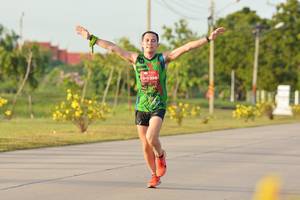 BIB: 0398
                            <button type="button" onclick="openModal(5165012)" class="btn btn-primary btn-sm float-right btn-popup" data-toggle="modal" data-target=".modal-high-quality">
                        <i class="fas fa-shopping-cart"></i> Add to Cart
                    </button>
                                            <button type="button" onclick="isThisMe(5165012, true)" class="btn btn-success btn-sm float-right btn-popup btn-isme hidden" data-toggle="tooltip" data-placement="bottom" title="นี่คือรูปของคุณใช่ไหม คลิกที่นี่เพื่อเอาเข้าอัลบั้ม">
                        <i class="fas fa-plus"></i> Add to album
                    </button>
                    <button type="button" onclick="isThisMe(5165012, false)" class="btn btn-warning btn-sm float-right btn-popup btn-isnotme hidden">
                        <i class="fas fa-ban"></i> Remove from album
                    </button>