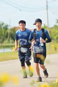 BIB: 0230, 0216
                            <button type="button" onclick="openModal(5210733)" class="btn btn-primary btn-sm float-right btn-popup" data-toggle="modal" data-target=".modal-high-quality">
                        <i class="fas fa-shopping-cart"></i> Add to Cart
                    </button>
                                            <button type="button" onclick="isThisMe(5210733, true)" class="btn btn-success btn-sm float-right btn-popup btn-isme hidden" data-toggle="tooltip" data-placement="bottom" title="นี่คือรูปของคุณใช่ไหม คลิกที่นี่เพื่อเอาเข้าอัลบั้ม">
                        <i class="fas fa-plus"></i> Add to album
                    </button>
                    <button type="button" onclick="isThisMe(5210733, false)" class="btn btn-warning btn-sm float-right btn-popup btn-isnotme hidden">
                        <i class="fas fa-ban"></i> Remove from album
                    </button>