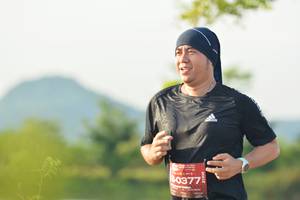 BIB: 0377
                            <button type="button" onclick="openModal(5183550)" class="btn btn-primary btn-sm float-right btn-popup" data-toggle="modal" data-target=".modal-high-quality">
                        <i class="fas fa-shopping-cart"></i> Add to Cart
                    </button>
                                            <button type="button" onclick="isThisMe(5183550, true)" class="btn btn-success btn-sm float-right btn-popup btn-isme hidden" data-toggle="tooltip" data-placement="bottom" title="นี่คือรูปของคุณใช่ไหม คลิกที่นี่เพื่อเอาเข้าอัลบั้ม">
                        <i class="fas fa-plus"></i> Add to album
                    </button>
                    <button type="button" onclick="isThisMe(5183550, false)" class="btn btn-warning btn-sm float-right btn-popup btn-isnotme hidden">
                        <i class="fas fa-ban"></i> Remove from album
                    </button>