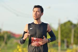 BIB: 013
                            <button type="button" onclick="openModal(5164870)" class="btn btn-primary btn-sm float-right btn-popup" data-toggle="modal" data-target=".modal-high-quality">
                        <i class="fas fa-shopping-cart"></i> Add to Cart
                    </button>
                                            <button type="button" onclick="isThisMe(5164870, true)" class="btn btn-success btn-sm float-right btn-popup btn-isme hidden" data-toggle="tooltip" data-placement="bottom" title="นี่คือรูปของคุณใช่ไหม คลิกที่นี่เพื่อเอาเข้าอัลบั้ม">
                        <i class="fas fa-plus"></i> Add to album
                    </button>
                    <button type="button" onclick="isThisMe(5164870, false)" class="btn btn-warning btn-sm float-right btn-popup btn-isnotme hidden">
                        <i class="fas fa-ban"></i> Remove from album
                    </button>