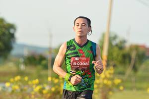 BIB: 0398
                            <button type="button" onclick="openModal(5165139)" class="btn btn-primary btn-sm float-right btn-popup" data-toggle="modal" data-target=".modal-high-quality">
                        <i class="fas fa-shopping-cart"></i> Add to Cart
                    </button>
                                            <button type="button" onclick="isThisMe(5165139, true)" class="btn btn-success btn-sm float-right btn-popup btn-isme hidden" data-toggle="tooltip" data-placement="bottom" title="นี่คือรูปของคุณใช่ไหม คลิกที่นี่เพื่อเอาเข้าอัลบั้ม">
                        <i class="fas fa-plus"></i> Add to album
                    </button>
                    <button type="button" onclick="isThisMe(5165139, false)" class="btn btn-warning btn-sm float-right btn-popup btn-isnotme hidden">
                        <i class="fas fa-ban"></i> Remove from album
                    </button>