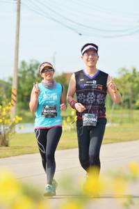 BIB: 0360, 0359
                            <button type="button" onclick="openModal(5210810)" class="btn btn-primary btn-sm float-right btn-popup" data-toggle="modal" data-target=".modal-high-quality">
                        <i class="fas fa-shopping-cart"></i> Add to Cart
                    </button>
                                            <button type="button" onclick="isThisMe(5210810, true)" class="btn btn-success btn-sm float-right btn-popup btn-isme hidden" data-toggle="tooltip" data-placement="bottom" title="นี่คือรูปของคุณใช่ไหม คลิกที่นี่เพื่อเอาเข้าอัลบั้ม">
                        <i class="fas fa-plus"></i> Add to album
                    </button>
                    <button type="button" onclick="isThisMe(5210810, false)" class="btn btn-warning btn-sm float-right btn-popup btn-isnotme hidden">
                        <i class="fas fa-ban"></i> Remove from album
                    </button>