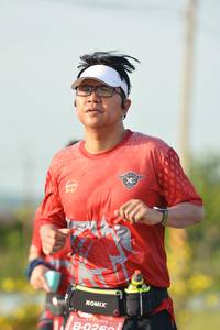 BIB: 0260, 
                            <button type="button" onclick="openModal(5143410)" class="btn btn-primary btn-sm float-right btn-popup" data-toggle="modal" data-target=".modal-high-quality">
                        <i class="fas fa-shopping-cart"></i> Add to Cart
                    </button>
                                            <button type="button" onclick="isThisMe(5143410, true)" class="btn btn-success btn-sm float-right btn-popup btn-isme hidden" data-toggle="tooltip" data-placement="bottom" title="นี่คือรูปของคุณใช่ไหม คลิกที่นี่เพื่อเอาเข้าอัลบั้ม">
                        <i class="fas fa-plus"></i> Add to album
                    </button>
                    <button type="button" onclick="isThisMe(5143410, false)" class="btn btn-warning btn-sm float-right btn-popup btn-isnotme hidden">
                        <i class="fas fa-ban"></i> Remove from album
                    </button>