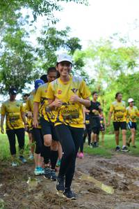 BIB: 0945
                            <button type="button" onclick="openModal(4966064)" class="btn btn-primary btn-sm float-right btn-popup" data-toggle="modal" data-target=".modal-high-quality">
                        <i class="fas fa-shopping-cart"></i> Add to Cart
                    </button>
                                            <button type="button" onclick="isThisMe(4966064, true)" class="btn btn-success btn-sm float-right btn-popup btn-isme hidden" data-toggle="tooltip" data-placement="bottom" title="นี่คือรูปของคุณใช่ไหม คลิกที่นี่เพื่อเอาเข้าอัลบั้ม">
                        <i class="fas fa-plus"></i> Add to album
                    </button>
                    <button type="button" onclick="isThisMe(4966064, false)" class="btn btn-warning btn-sm float-right btn-popup btn-isnotme hidden">
                        <i class="fas fa-ban"></i> Remove from album
                    </button>