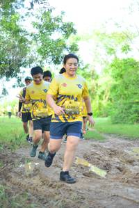 BIB: 0913, 914
                            <button type="button" onclick="openModal(4966641)" class="btn btn-primary btn-sm float-right btn-popup" data-toggle="modal" data-target=".modal-high-quality">
                        <i class="fas fa-shopping-cart"></i> Add to Cart
                    </button>
                                            <button type="button" onclick="isThisMe(4966641, true)" class="btn btn-success btn-sm float-right btn-popup btn-isme hidden" data-toggle="tooltip" data-placement="bottom" title="นี่คือรูปของคุณใช่ไหม คลิกที่นี่เพื่อเอาเข้าอัลบั้ม">
                        <i class="fas fa-plus"></i> Add to album
                    </button>
                    <button type="button" onclick="isThisMe(4966641, false)" class="btn btn-warning btn-sm float-right btn-popup btn-isnotme hidden">
                        <i class="fas fa-ban"></i> Remove from album
                    </button>