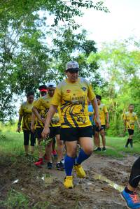 BIB: 03391, 979
                            <button type="button" onclick="openModal(4944490)" class="btn btn-primary btn-sm float-right btn-popup" data-toggle="modal" data-target=".modal-high-quality">
                        <i class="fas fa-shopping-cart"></i> Add to Cart
                    </button>
                                            <button type="button" onclick="isThisMe(4944490, true)" class="btn btn-success btn-sm float-right btn-popup btn-isme hidden" data-toggle="tooltip" data-placement="bottom" title="นี่คือรูปของคุณใช่ไหม คลิกที่นี่เพื่อเอาเข้าอัลบั้ม">
                        <i class="fas fa-plus"></i> Add to album
                    </button>
                    <button type="button" onclick="isThisMe(4944490, false)" class="btn btn-warning btn-sm float-right btn-popup btn-isnotme hidden">
                        <i class="fas fa-ban"></i> Remove from album
                    </button>