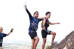 BIB: 475, 0960
                            <button type="button" onclick="openModal(5067084)" class="btn btn-primary btn-sm float-right btn-popup" data-toggle="modal" data-target=".modal-high-quality">
                        <i class="fas fa-shopping-cart"></i> Add to Cart
                    </button>
                                            <button type="button" onclick="isThisMe(5067084, true)" class="btn btn-success btn-sm float-right btn-popup btn-isme hidden" data-toggle="tooltip" data-placement="bottom" title="นี่คือรูปของคุณใช่ไหม คลิกที่นี่เพื่อเอาเข้าอัลบั้ม">
                        <i class="fas fa-plus"></i> Add to album
                    </button>
                    <button type="button" onclick="isThisMe(5067084, false)" class="btn btn-warning btn-sm float-right btn-popup btn-isnotme hidden">
                        <i class="fas fa-ban"></i> Remove from album
                    </button>