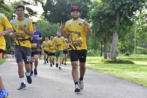 BIB: 1168, 02091
                            <button type="button" onclick="openModal(5059509)" class="btn btn-primary btn-sm float-right btn-popup" data-toggle="modal" data-target=".modal-high-quality">
                        <i class="fas fa-shopping-cart"></i> Add to Cart
                    </button>
                                            <button type="button" onclick="isThisMe(5059509, true)" class="btn btn-success btn-sm float-right btn-popup btn-isme hidden" data-toggle="tooltip" data-placement="bottom" title="นี่คือรูปของคุณใช่ไหม คลิกที่นี่เพื่อเอาเข้าอัลบั้ม">
                        <i class="fas fa-plus"></i> Add to album
                    </button>
                    <button type="button" onclick="isThisMe(5059509, false)" class="btn btn-warning btn-sm float-right btn-popup btn-isnotme hidden">
                        <i class="fas fa-ban"></i> Remove from album
                    </button>