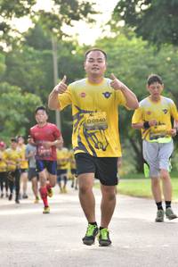 BIB: 0940
                            <button type="button" onclick="openModal(5060081)" class="btn btn-primary btn-sm float-right btn-popup" data-toggle="modal" data-target=".modal-high-quality">
                        <i class="fas fa-shopping-cart"></i> Add to Cart
                    </button>
                                            <button type="button" onclick="isThisMe(5060081, true)" class="btn btn-success btn-sm float-right btn-popup btn-isme hidden" data-toggle="tooltip" data-placement="bottom" title="นี่คือรูปของคุณใช่ไหม คลิกที่นี่เพื่อเอาเข้าอัลบั้ม">
                        <i class="fas fa-plus"></i> Add to album
                    </button>
                    <button type="button" onclick="isThisMe(5060081, false)" class="btn btn-warning btn-sm float-right btn-popup btn-isnotme hidden">
                        <i class="fas fa-ban"></i> Remove from album
                    </button>