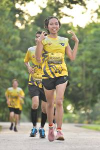 BIB: 0321, 020
                            <button type="button" onclick="openModal(5058578)" class="btn btn-primary btn-sm float-right btn-popup" data-toggle="modal" data-target=".modal-high-quality">
                        <i class="fas fa-shopping-cart"></i> Add to Cart
                    </button>
                                            <button type="button" onclick="isThisMe(5058578, true)" class="btn btn-success btn-sm float-right btn-popup btn-isme hidden" data-toggle="tooltip" data-placement="bottom" title="นี่คือรูปของคุณใช่ไหม คลิกที่นี่เพื่อเอาเข้าอัลบั้ม">
                        <i class="fas fa-plus"></i> Add to album
                    </button>
                    <button type="button" onclick="isThisMe(5058578, false)" class="btn btn-warning btn-sm float-right btn-popup btn-isnotme hidden">
                        <i class="fas fa-ban"></i> Remove from album
                    </button>