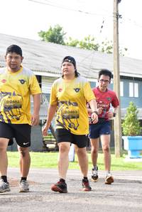 BIB: 0482, 0357, 0483
                            <button type="button" onclick="openModal(5033035)" class="btn btn-primary btn-sm float-right btn-popup" data-toggle="modal" data-target=".modal-high-quality">
                        <i class="fas fa-shopping-cart"></i> Add to Cart
                    </button>
                                            <button type="button" onclick="isThisMe(5033035, true)" class="btn btn-success btn-sm float-right btn-popup btn-isme hidden" data-toggle="tooltip" data-placement="bottom" title="นี่คือรูปของคุณใช่ไหม คลิกที่นี่เพื่อเอาเข้าอัลบั้ม">
                        <i class="fas fa-plus"></i> Add to album
                    </button>
                    <button type="button" onclick="isThisMe(5033035, false)" class="btn btn-warning btn-sm float-right btn-popup btn-isnotme hidden">
                        <i class="fas fa-ban"></i> Remove from album
                    </button>