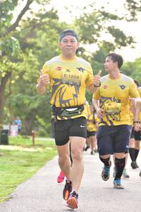 BIB: 1209, 1038
                            <button type="button" onclick="openModal(5060305)" class="btn btn-primary btn-sm float-right btn-popup" data-toggle="modal" data-target=".modal-high-quality">
                        <i class="fas fa-shopping-cart"></i> Add to Cart
                    </button>
                                            <button type="button" onclick="isThisMe(5060305, true)" class="btn btn-success btn-sm float-right btn-popup btn-isme hidden" data-toggle="tooltip" data-placement="bottom" title="นี่คือรูปของคุณใช่ไหม คลิกที่นี่เพื่อเอาเข้าอัลบั้ม">
                        <i class="fas fa-plus"></i> Add to album
                    </button>
                    <button type="button" onclick="isThisMe(5060305, false)" class="btn btn-warning btn-sm float-right btn-popup btn-isnotme hidden">
                        <i class="fas fa-ban"></i> Remove from album
                    </button>