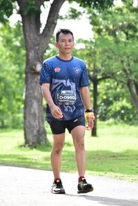 BIB: 0960
                            <button type="button" onclick="openModal(4987697)" class="btn btn-primary btn-sm float-right btn-popup" data-toggle="modal" data-target=".modal-high-quality">
                        <i class="fas fa-shopping-cart"></i> Add to Cart
                    </button>
                                            <button type="button" onclick="isThisMe(4987697, true)" class="btn btn-success btn-sm float-right btn-popup btn-isme hidden" data-toggle="tooltip" data-placement="bottom" title="นี่คือรูปของคุณใช่ไหม คลิกที่นี่เพื่อเอาเข้าอัลบั้ม">
                        <i class="fas fa-plus"></i> Add to album
                    </button>
                    <button type="button" onclick="isThisMe(4987697, false)" class="btn btn-warning btn-sm float-right btn-popup btn-isnotme hidden">
                        <i class="fas fa-ban"></i> Remove from album
                    </button>