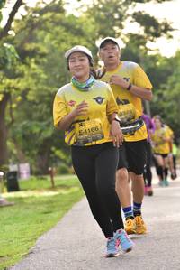 BIB: 0328, 1166
                            <button type="button" onclick="openModal(5059754)" class="btn btn-primary btn-sm float-right btn-popup" data-toggle="modal" data-target=".modal-high-quality">
                        <i class="fas fa-shopping-cart"></i> Add to Cart
                    </button>
                                            <button type="button" onclick="isThisMe(5059754, true)" class="btn btn-success btn-sm float-right btn-popup btn-isme hidden" data-toggle="tooltip" data-placement="bottom" title="นี่คือรูปของคุณใช่ไหม คลิกที่นี่เพื่อเอาเข้าอัลบั้ม">
                        <i class="fas fa-plus"></i> Add to album
                    </button>
                    <button type="button" onclick="isThisMe(5059754, false)" class="btn btn-warning btn-sm float-right btn-popup btn-isnotme hidden">
                        <i class="fas fa-ban"></i> Remove from album
                    </button>